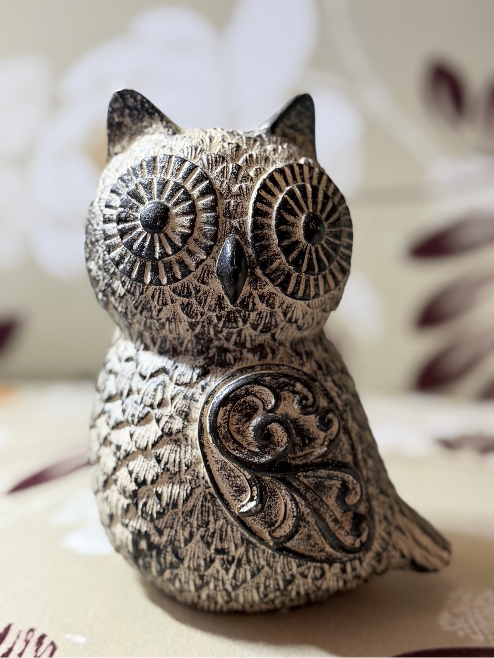 Decorative Owl Figurine in Antique Silver and Cream